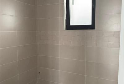 Casă cu 3 camere cu Teren 300 Mp în Est - 10