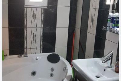 Apartament cu 2 camere decomandat, mobilat în Radu Negru - 3
