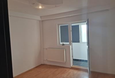 Apartament cu 2 camere decomandat în Crângași - 1