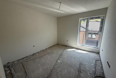 Duplex cu 4 camere cu Canalizare în Florești - 11