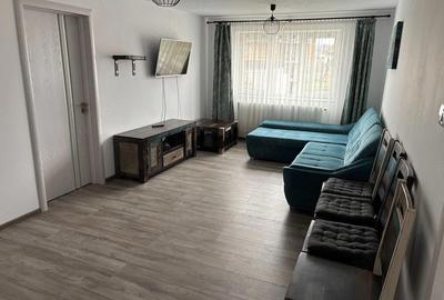 Apartament cu 3 camere decomandat în Central - 1