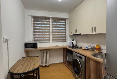 Apartament cu 2 camere decomandat în Dristor - 13