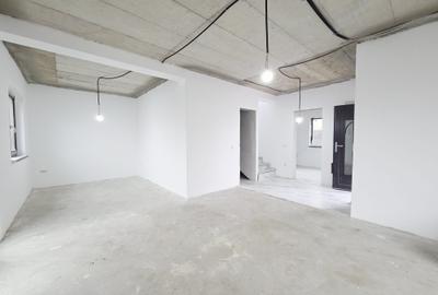 Case Cubiste in Faza de Executie Arhitectura Moderna, Teren Generos, Utilitati - 3