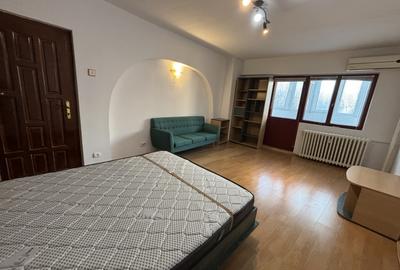 Garsonieră decomandată, mobilată în Vatra Luminoasă - 1