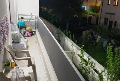 Apartament cu 3 camere semidecomandat în Colentina - 1