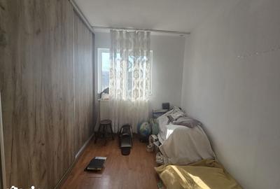 Apartament cu 2 camere decomandat în Mazepa 1 - 2