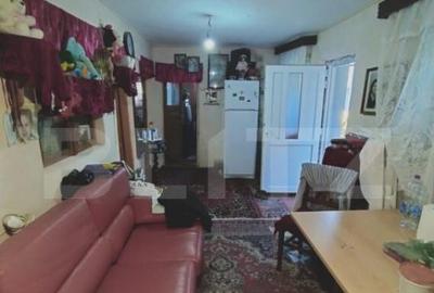 Casă cu 3 camere cu Teren 950 Mp în Șimnicu de Sus