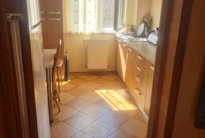 Apartament cu 3 camere în Central - 9