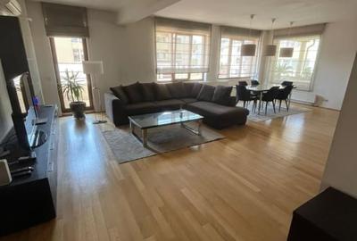 Apartament cu 4 camere în Nordului