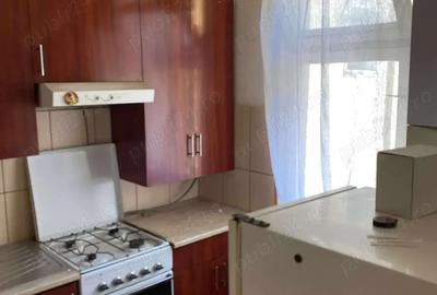 Apartament 3 camere de vanzare , decomandat , Carpati 1 , et. 2 , 53.000 euro neg. - 8
