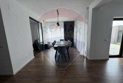 Casă cu 4 camere cu Teren 500 Mp în Șimnicu de Sus - 4