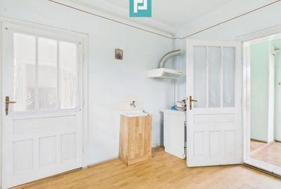 Casă cu teren generos, zonă centrală, Curtici - 3