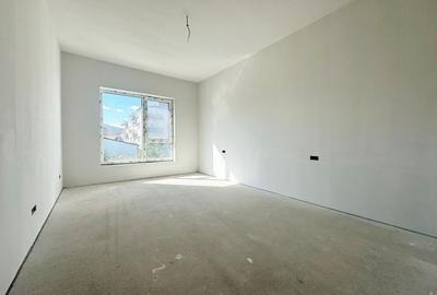 Duplex cu 4 camere cu Canalizare în Florești - 11