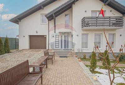 Casă cu 7 camere cu Teren 650 Mp în Bod - 1