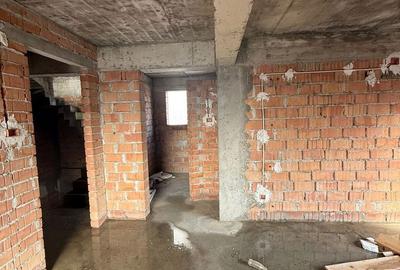 Casă cu 9 camere cu Teren 508 Mp în Ultracentral - 7