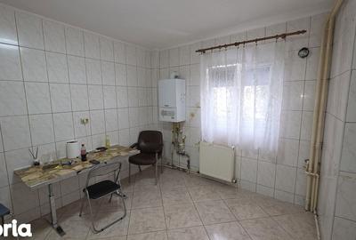 Apartament cu 2 camere decomandat în Colentina - 3