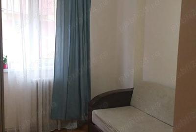 Apartament cu 4 camere decomandat în Cetate - 3