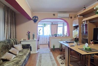 Apartament cu 4 camere decomandat, mobilat în Micro 39 - 8