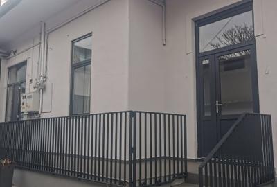 Garsonieră decomandată în Central - 8