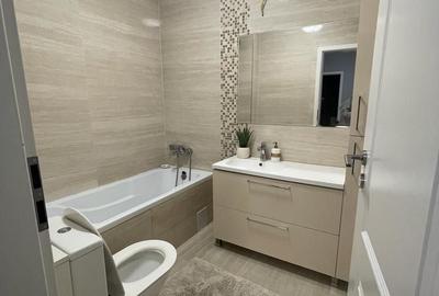 Apartament cu 3 camere decomandat în Central - 2