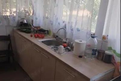 Teren cu doua corpuri casa - 35000 eur