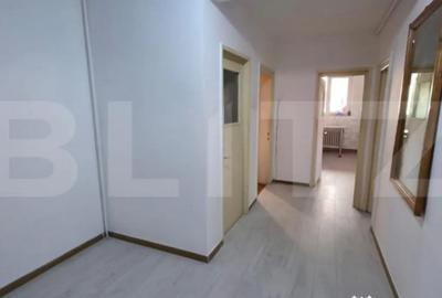 Apartament cu 4 camere decomandat în Independenței - 6