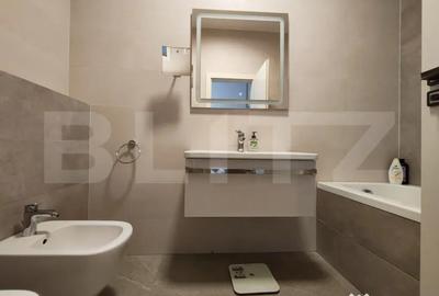 Apartament cu 4 camere decomandat în Central - 2