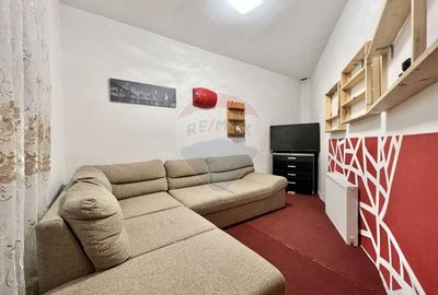 Parter de casa + teren, Badea Cartan nr. 52/ STEFAN CEL MARE - 22