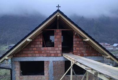 Casă individuală cu 5 camere cu Canalizare în Vest - 3