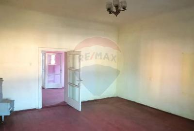 Casă cu 4 camere cu Teren 317 Mp în Dumbrăveni - 4