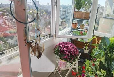 Apartament cu 3 camere decomandat în Tei - 5