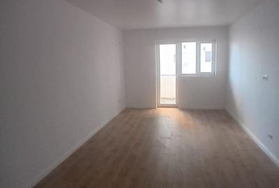Apartament cu 2 camere decomandat în Apărătorii Patriei