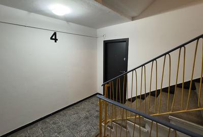 Apartament cu 3 camere decomandat în Tineretului - 3