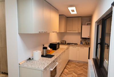 Apartament cu 3 camere semidecomandat în Central - 6