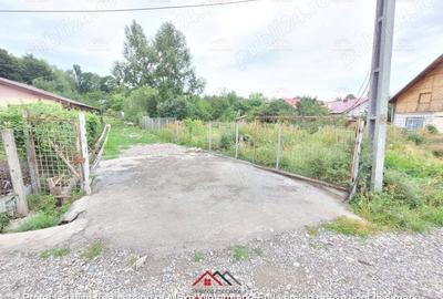 Casă cu Teren 2017 Mp în Breaza - 16