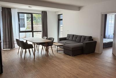 Apartament cu 3 camere în Central - 1