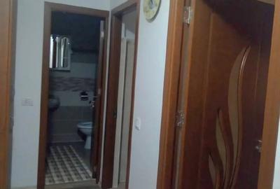 Vand apartament 2 camere, la parter pe strada Oituz Vand apartament 2 camere, la parter pe strada Oituz - 7