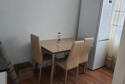 Apartament cu 3 camere semidecomandat în Autogară - 1