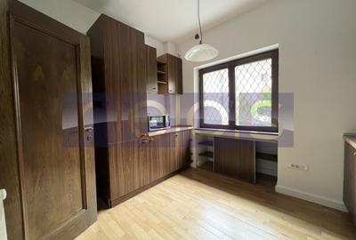 Apartament cu 3 camere semidecomandat, mobilat în Primăverii - 8