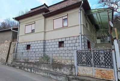 Casă cu 3 camere cu Teren 700 Mp în Livezile - 5