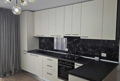 Apartament cu 2 camere decomandat în Central - 3