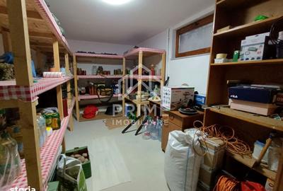 Casă cu 4 camere în Șard