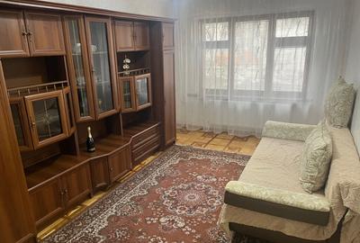 Apartament cu 2 camere decomandat în Zorilor