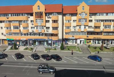 Apartament cu 3 camere decomandat în Central - 3