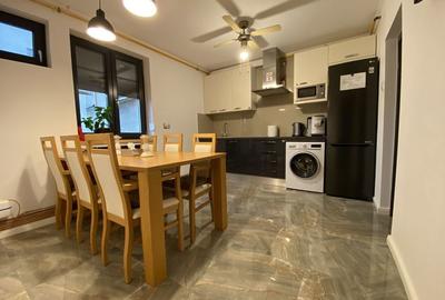 Apartament cu 3 camere decomandat în Exterior Vest - 2