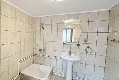 Casă individuală cu 6 camere cu Canalizare în Faleza Nord - 13