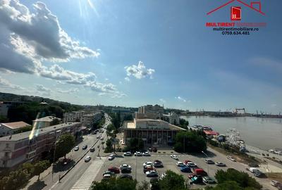Apartament 2 camere, 2 balcoane, vedere superbă spre Dunăre –  bloc reabilitat ! - 1