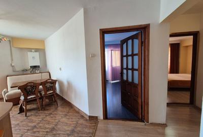 Apartament cu 3 camere decomandat, mobilat în Casa de Cultură - 12