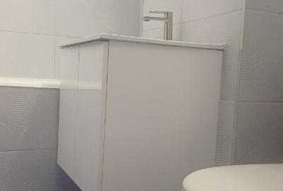 Apartament 3 camere,decomandat,renovat complet,obregia pia?a sudului