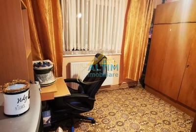 Apartament cu 3 camere, mobilat în Centrul Civic - 2
